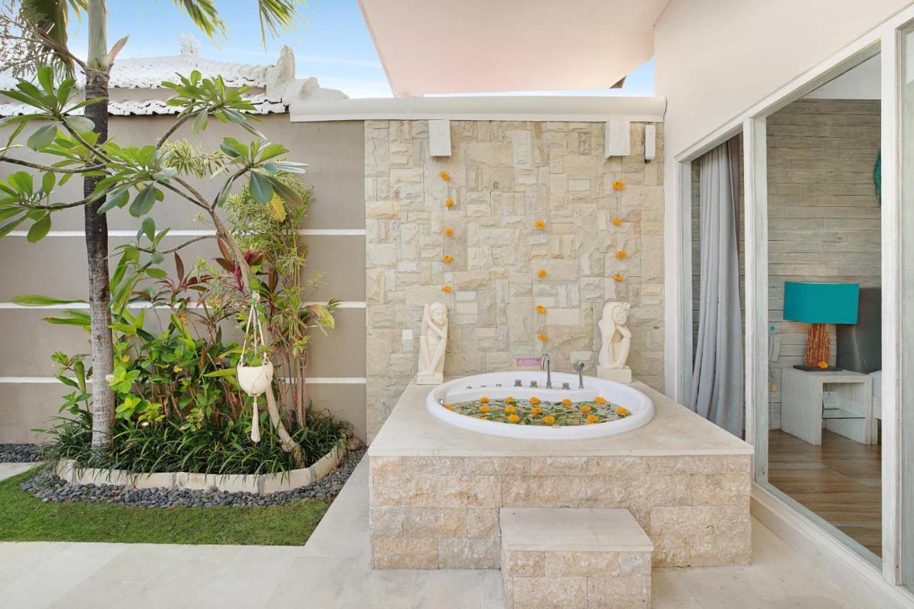 Serenity Escape One Time Aromatherapy the Jacuzzi Afternoon Refreshment Infusion Discovery of Local Bites